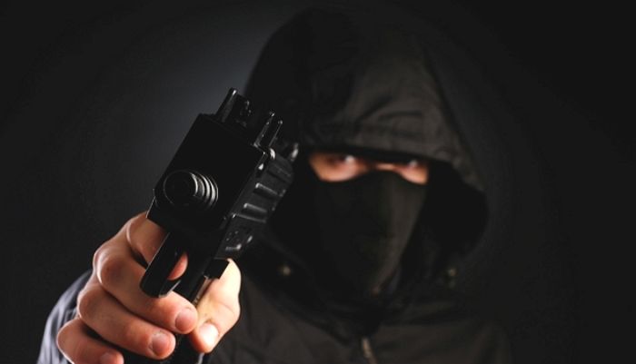 전북 익산 편의점서 ‘총기 강도 사건’ 발생...용의자 추적 중