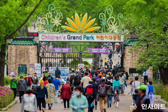 서울 어린이대공원역 거리에서 ‘흉기’ 들고 거리 배회한 20대 남성