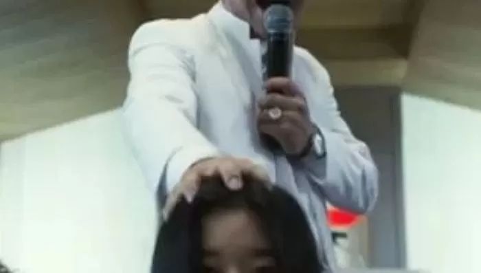 돈 안 갚는 목사가 독실한 신자에게 ‘1억원’ 뜯어낸 방법