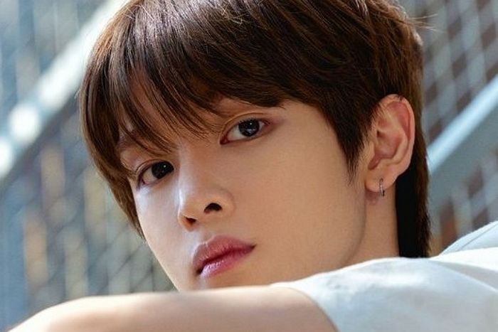 일본서 저녁 메뉴 고르던 중 “초밥은 안 돼” 말했다가 역풍 맞은 SM ‘라이즈’ 멤버