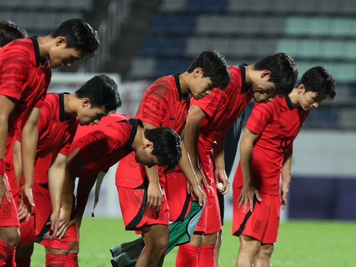 U-23 축구대표팀 카타르에 0-2 ‘완패’...황선홍호, 올림픽·아시안게임 빨간불