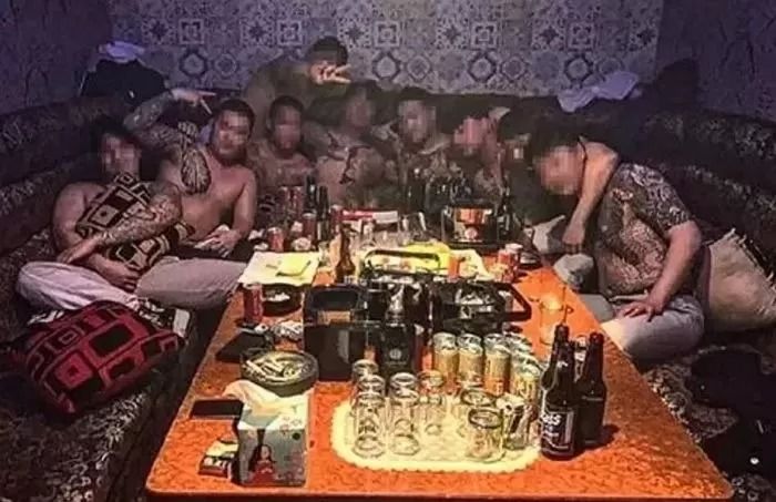 “요즘 감방 밥 맛있어”...SNS에서 문신·명품 과시하며 중학생까지 포섭하는 ‘MZ조폭’