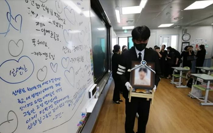 ‘아동후원단체’ 세이브더칠드런, 극단 선택 대전교사에 ‘정서학대’ 의견 내...후원 해지 역풍