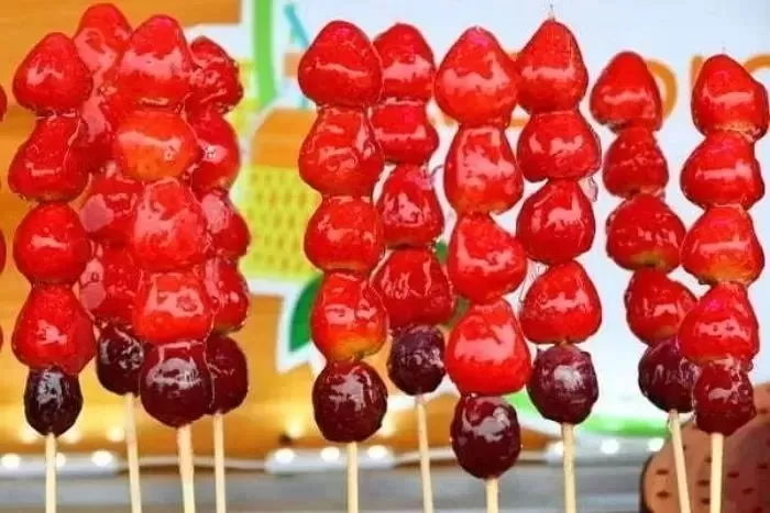 한국 탕후루 생각했다가 징그러워서 비명(?)지른다는 ‘중국 탕후루’ 메뉴들