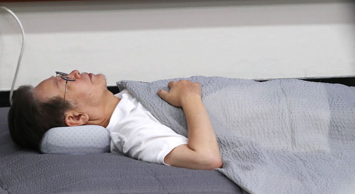 14일째 단식 중 이재명, 몸 상태 악화에 이런 결정 내렸다...“아침부터 일어나기 힘들어”