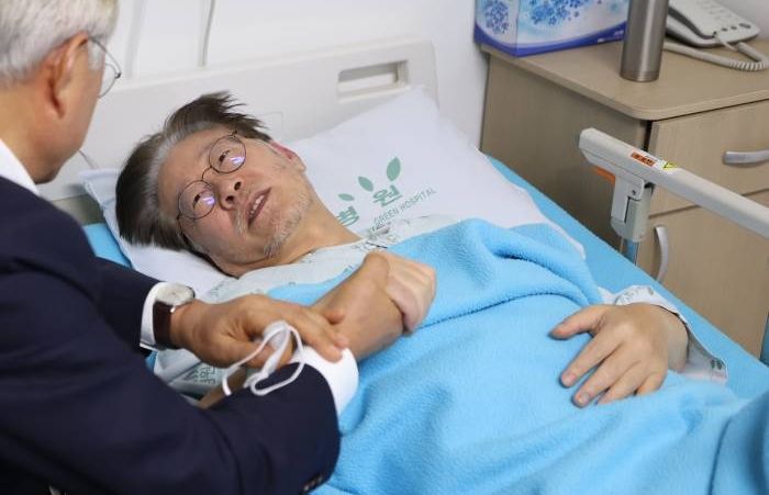 “소총 준비해야”...이재명 체포동의안 가결에 ‘살인 예고글’ 올라와