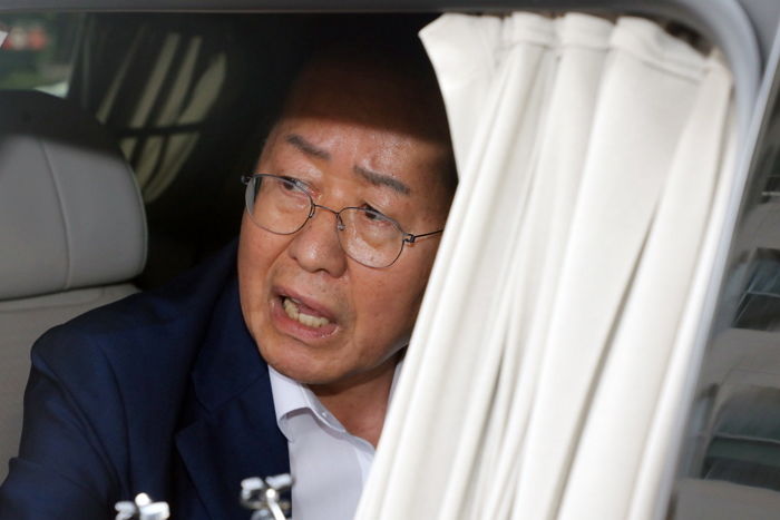 홍준표 “보수우파 정권, 출세욕 앞세운 사람 많아 중반부터 늘 고전”