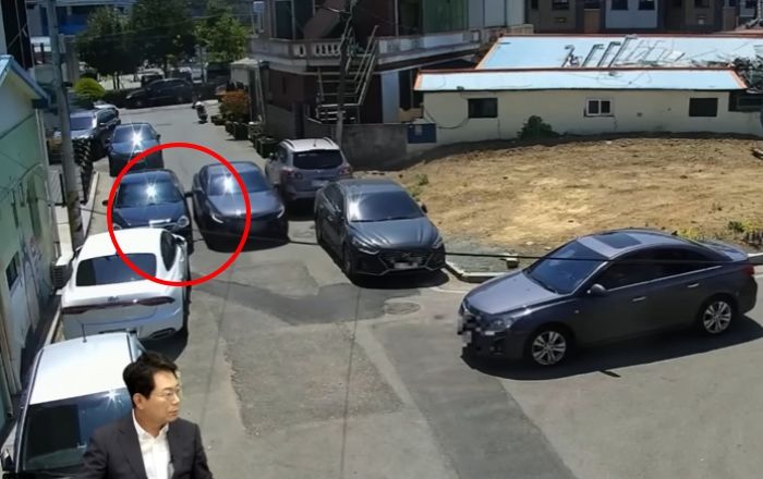사이드미러 살짝 스쳤는데 한방병원 입원한 20대 여성, 결국 ‘참교육’ 당했다 (영상)