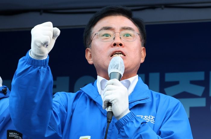 진교훈, 강서구청장 당선 확실시...김태우 후보 패배 인정