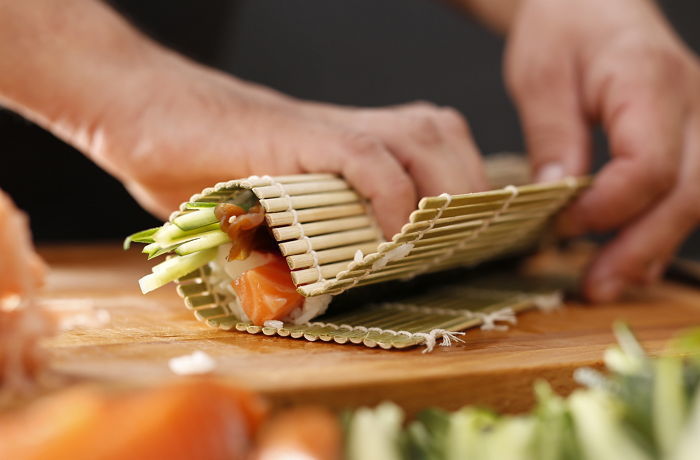 배달 느려 항의한 손님...김밥집 사장 “12인분 싸느라 저녁 매출 포기, 많이 시키지 마”