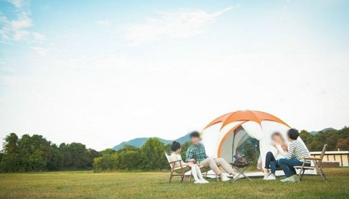 빈손으로 캠핑장 따라와놓고 “왜 냉동 삼겹살 사 왔냐” 따진 친구, 조용히 손절했다