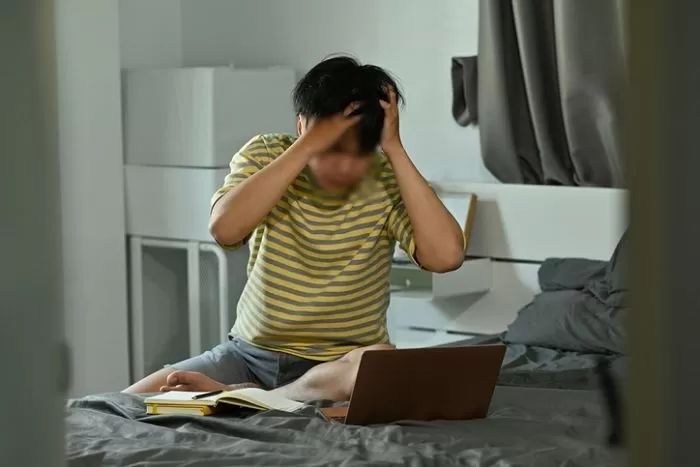 “쓸 돈 없어서”...연 9% 금리 준다는 ‘청년희망적금’ 가입자 4명 중 1명 해지했다