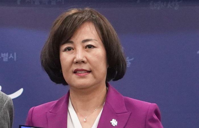 ‘옷 절도 혐의’ 마약퇴치운동본부 이사장 자진 사퇴