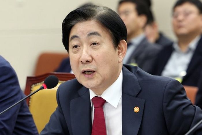 방통위원장 “마약사범 방송 출연 금지 검토하겠다”