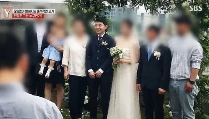 사기혐의 전청조, 김포에서 ‘체포’...거주지 압수수색 후 경찰서로 이송
