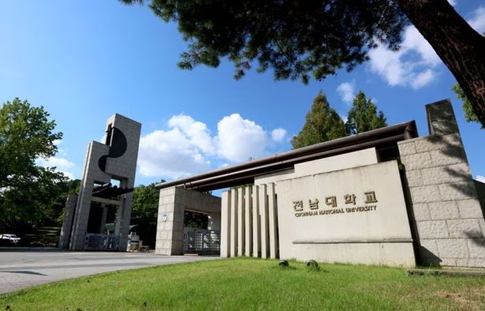 “의대생 80%, 전라도 출신으로 뽑아요”...전남대의 놀라운 의대생 선발 비율