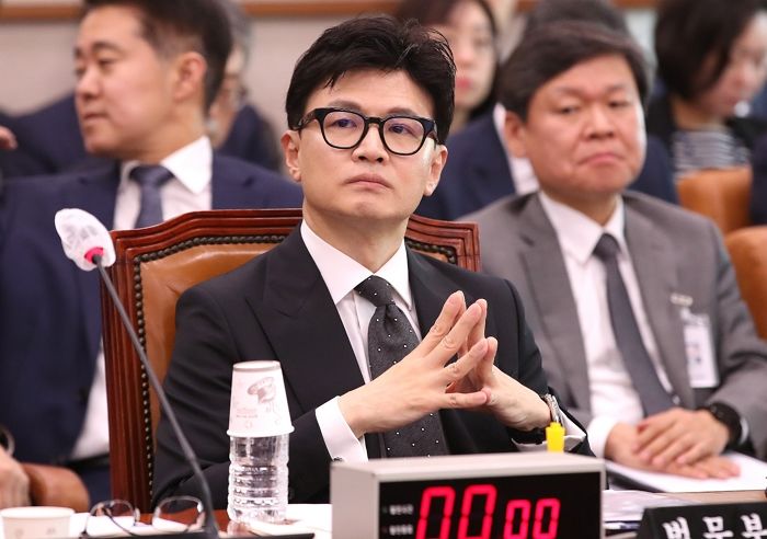 한동훈이 ‘탄핵하려면 하라’ 강하게 나오자 고민정 “관종”이라며 공격