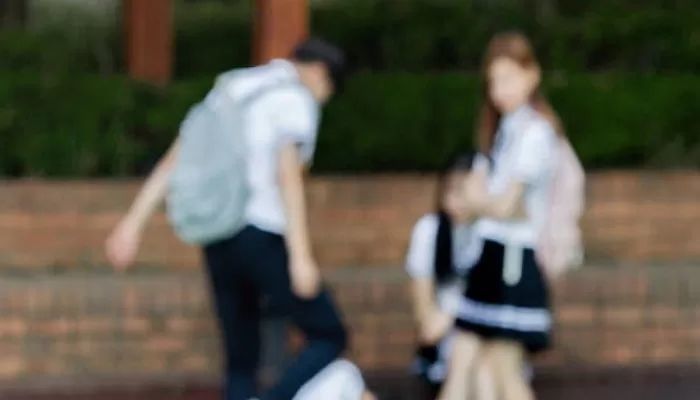 “단돈 5천원 때문에” 친구 폭행 영상 찍어 유포한 10대 3명 실형... 피해자는 극단적 선택