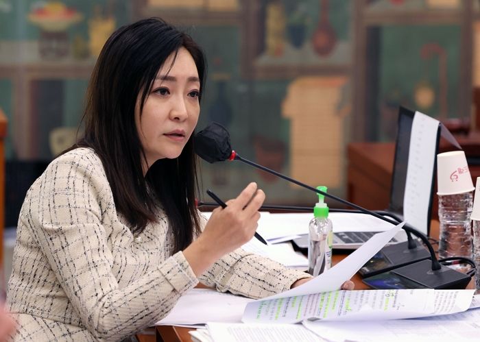 한동훈 장관보다 2살 어린데도 “정치를 후지게 만드는 너”라고 한 민주당 의원