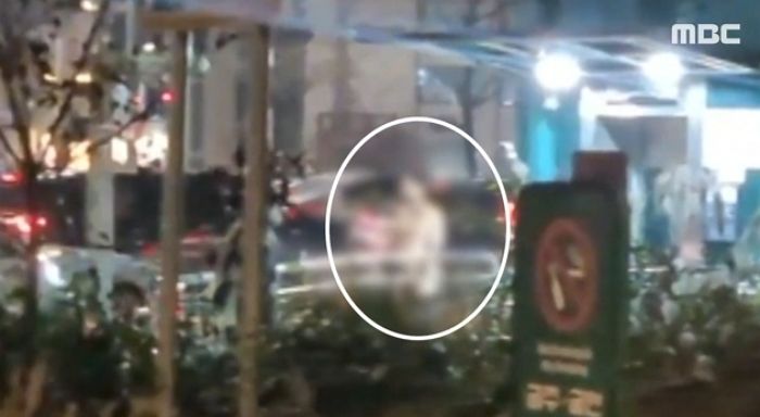 수험생들 논술고사 보러 온 동국대 앞에서 나체로 활보한 30대 남성