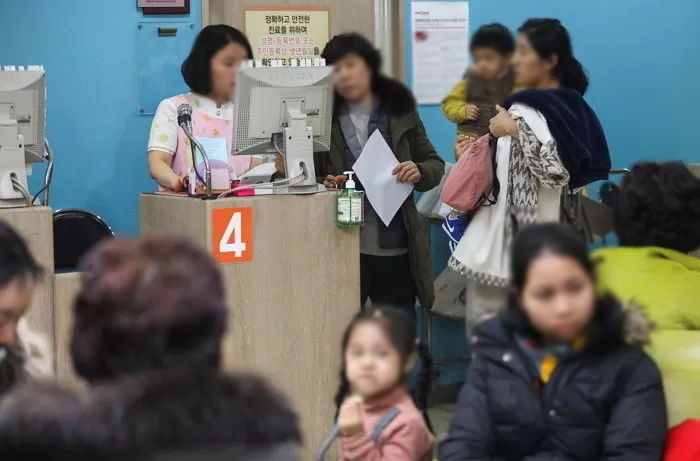유료화된 ‘똑닥’...“돈 내도 몇 초 만에 소아과·이비인후과 예약 마감돼 진료 못 받는답니다”