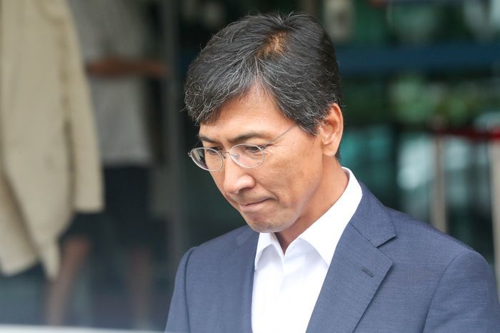 “여배우 보겠다며 차 돌려”...안희정의 수행비서의 ‘의전 중독에 여성편력’ 폭로