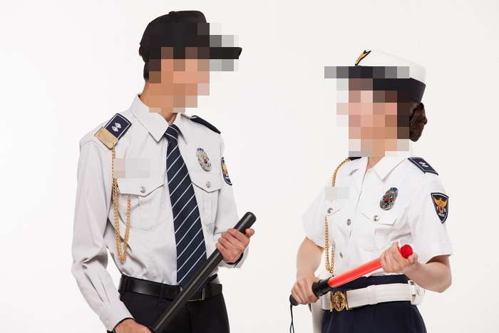 “너같은 애가 술집 일해야 손님 많을 텐데”... 후배 성희롱한 경찰관의 최후