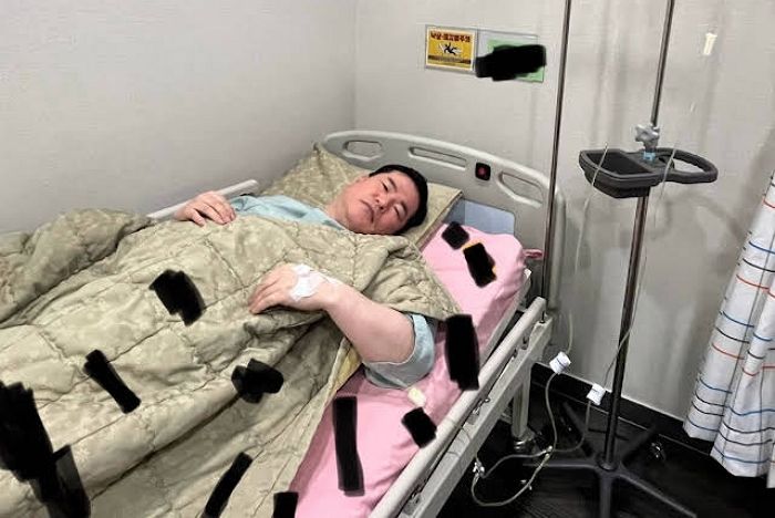 “난 절대 극단적 선택하지 않는다”...유동규, 교통사고 후 병실 사진 공개