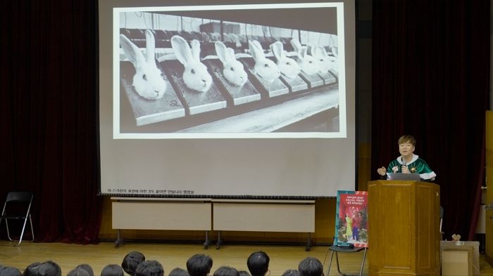 수능 끝난 민족사관고 학생들 위해 ‘그린 산타 이벤트’ 성료한 더바디샵