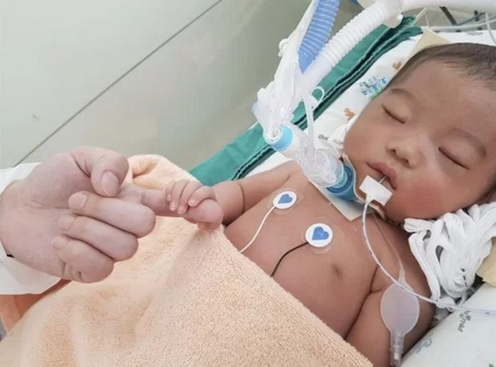 생후 5일 된 신생아 아영 양 떨어뜨려 사망케 한 간호사와 병원장, 유족에 9억 지급해야