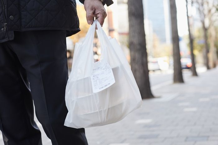 “맛이 왜 이래” 이혼한 아내 식당 찾아가 음식 집어던진 40대...징역 1년 6개월 실형 선고