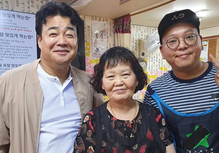 5년 전 백종원 솔루션 받아 매출 30배 오른 ‘홍탁집’의 최신 근황