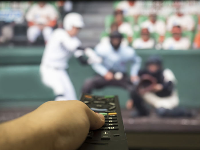 네이버에서 이젠 프로야구 못 본다...KBO 이제 ‘유료’로 봐야 할 수도