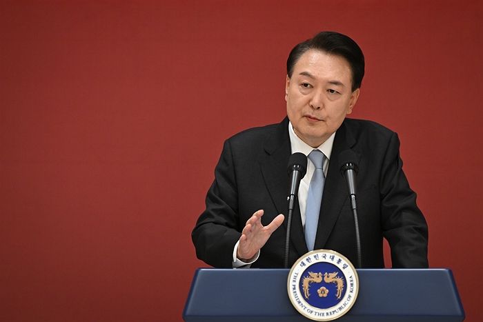 尹지지율 33% 소폭 상승 ...차기 대통령감 이재명 23%˙한동훈 22%