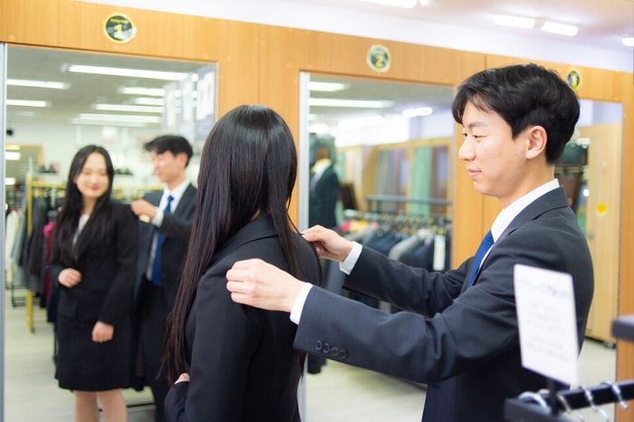 서울시, 청년들에 면접 정장 세트 ‘공짜’로 빌려준다