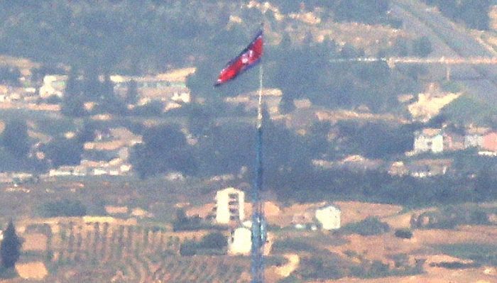“북한 노동자 수천명 중국서 임금 미지급으로 파업...간부 인질로 잡고 폭동”