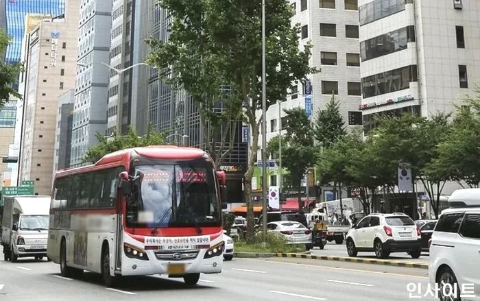 대중교통 출퇴근 하는 경기도 30대 직장인들 ‘4만원 할인’ 해주는 교통카드 나온다