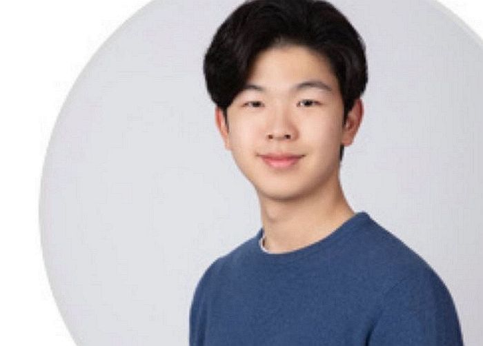 ‘보수 텃밭’인 부산 해운대에서 민주당 소속으로 ‘총선 출마’하는 17살 예비후보
