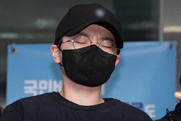 “아이유와 동거했다” 주장한 전청조...감옥에서 책 만들어 피해 보상 하고 싶다 제안