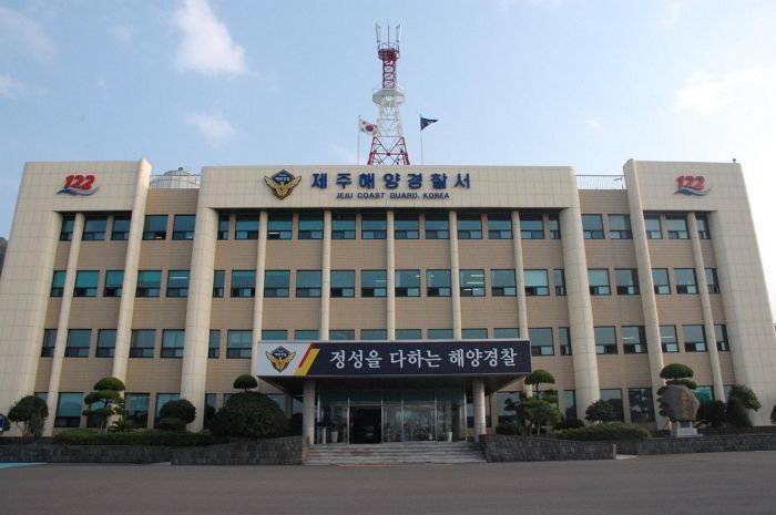 제주 30대 해경 아파트서 투신...휴대전화에서 ‘직장 내 괴롭힘’ 의심정황
