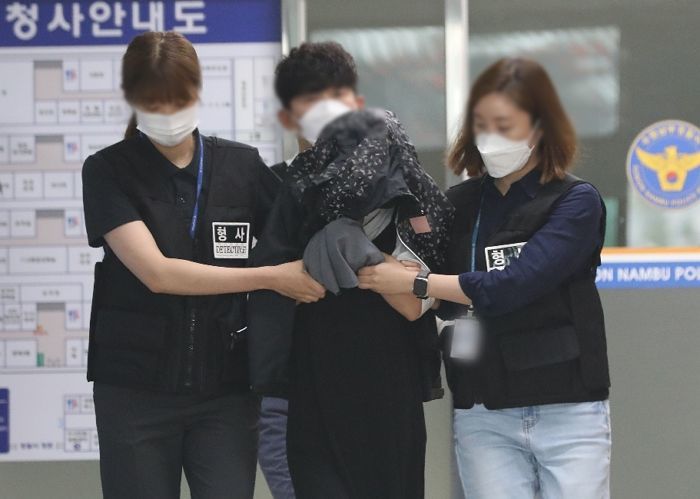 ‘수원 냉장고 영아시신 사건’ 30대 친모에 징역 8년 선고