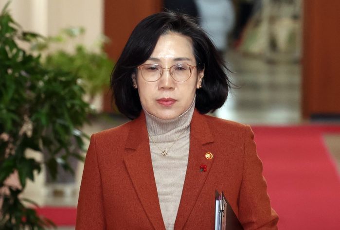 여가부 장관 사표 수리...대통령실 “여가부 ‘폐지 공약’ 이행하겠다”