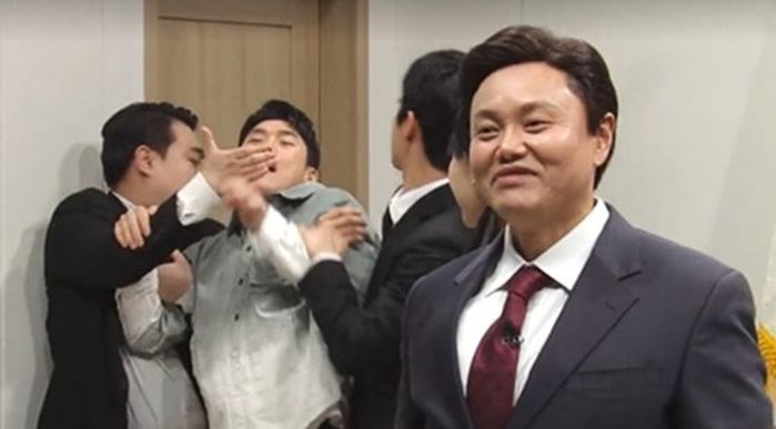 尹 대통령 과거 “풍자는 권리”...SNL, 최근 논란된 ‘입틀막’ 패러디 해