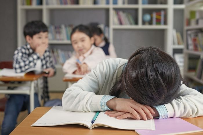 “성형해도 효과 미미하다는 의사...못생긴 여자인 전 어디서 행복을 찾아야 하나요”