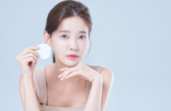 예뻐지려 ‘화장솜’으로 매일 얼굴 닦았는데...세균˙곰팡이 득실득실