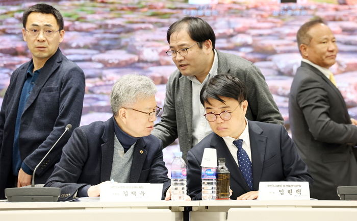 의협 “동네 의사들도 이제 ‘주 40시간 진료”...개원의도 ’준법 진료‘