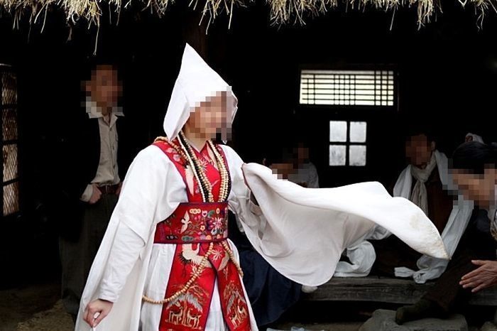 ‘귀신 씌였다’며 굿값 1억 받은 무당... 법원 “사기 아니다”