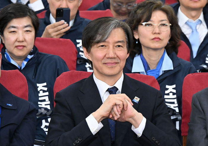 창당 100일도 안돼 ‘원내 제3당’ 된 조국혁신당...조국 ‘대권주자’ 급부상
