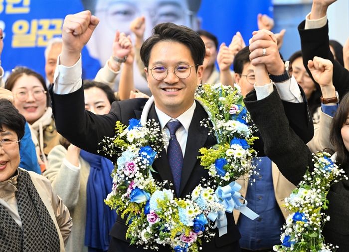 사상 최초 ‘90년대생’ 지역구 의원 탄생했다...민주당 전용기, 국힘 김용태