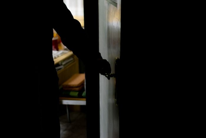 “스토킹범의 누나는 현직 여배우”...부산 ‘초인종사건’ 피해자 유족의 폭로